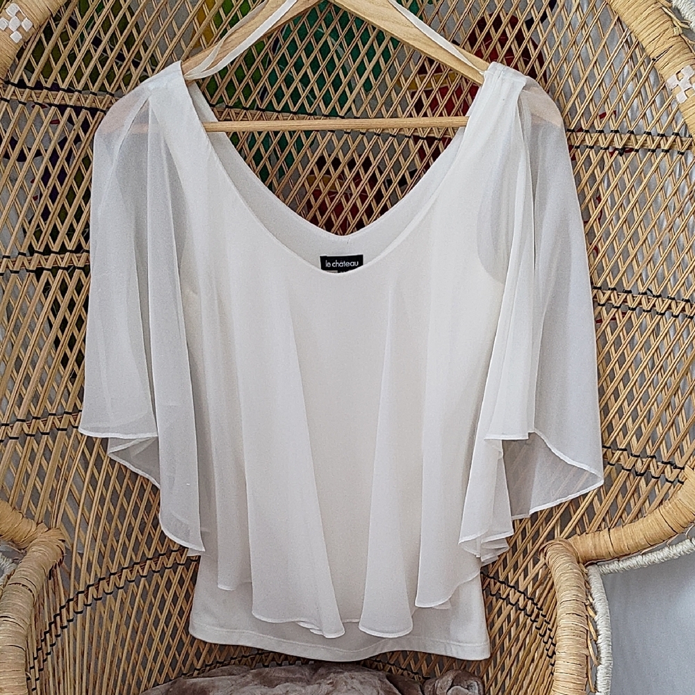 le chateau breezy white top